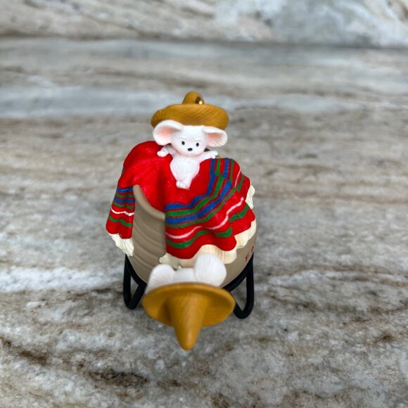 Hallmark Feliz Navidad Mouse-Themed Ornament 1996 With Pot & Stand Sombreros - Picture 2 of 8
